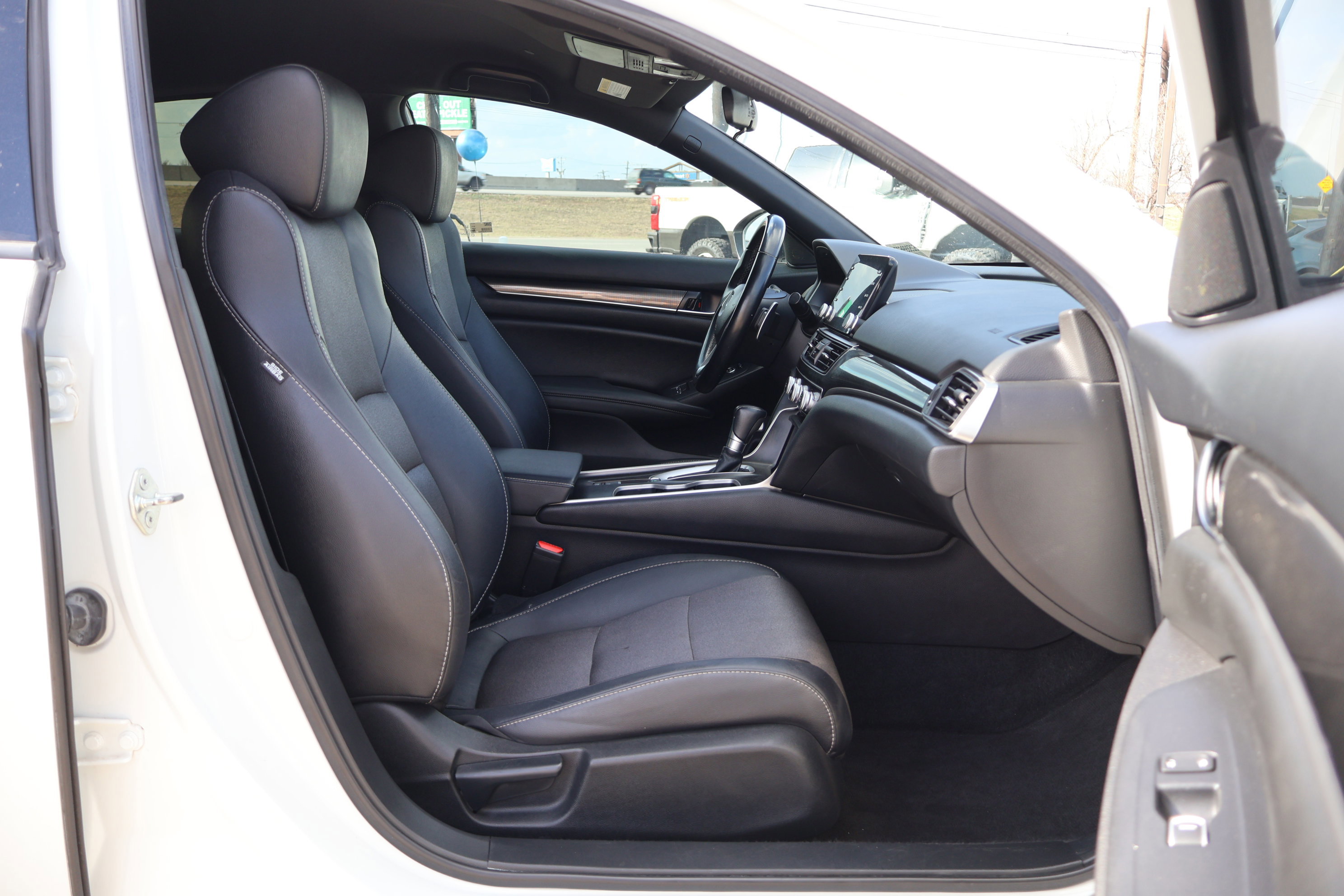 Used 2020 Honda Accord Sport image 34