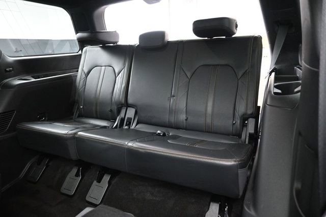 Certified 2023 Ford Expedition Platinum AWD/4WD image 25