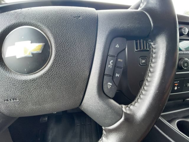 Used 2022 Chevrolet Express 2500 w/ Driver Convenience Package RWD image 18