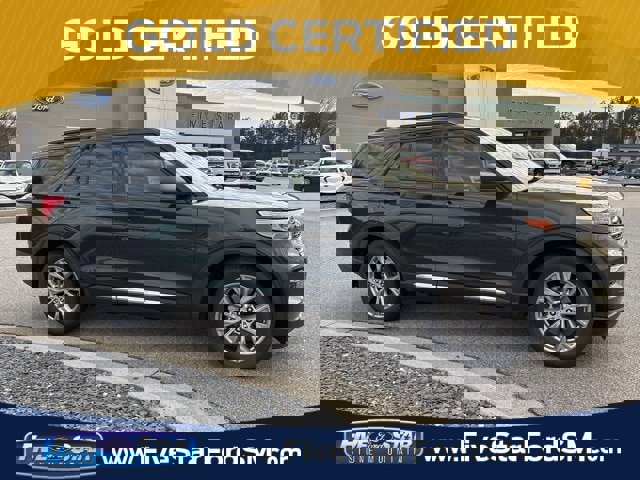 Certified 2022 Ford Explorer XLT w/ Equipment Group 202A
