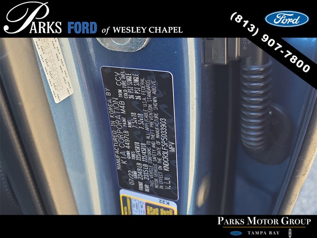 Used 2023 Kia Niro SX Touring image 33