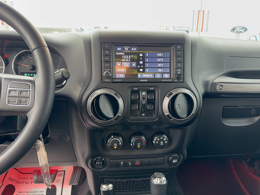 Used 2017 Jeep Wrangler Unlimited Sport w/ Quick Order Package 24S AWD/4WD image 19