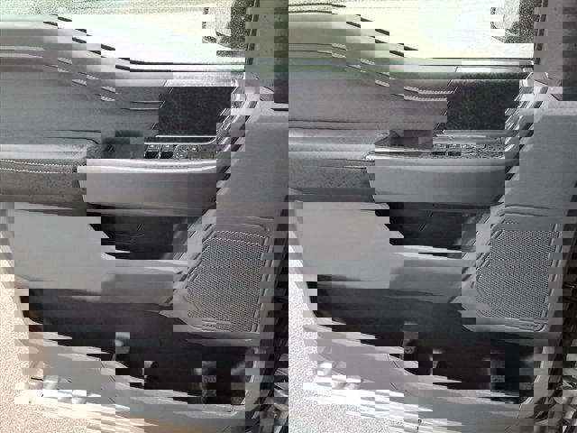 Certified 2022 Ford F150 XLT w/ Equipment Group 302A High image 22