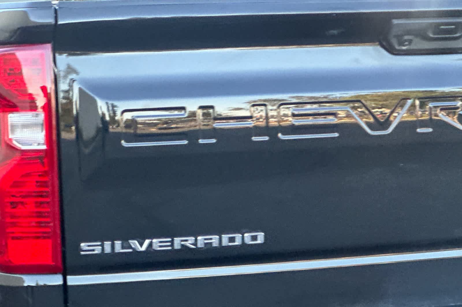 Used 2026 Chevrolet Silverado 1500 LT AWD/4WD image 27