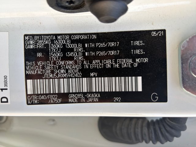 Used 2021 Toyota 4Runner SR5 AWD/4WD image 23