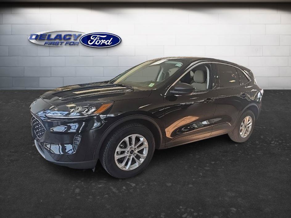 Certified 2022 Ford Escape SE AWD/4WD image 2