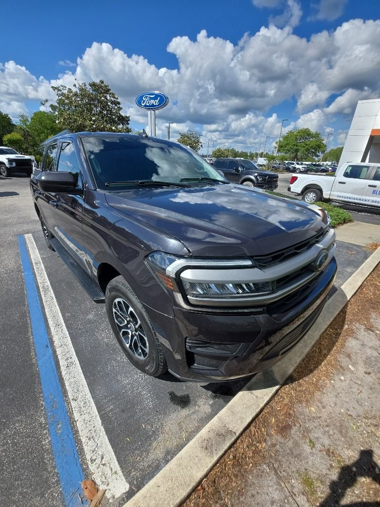Certified 2024 Ford Expedition Max XLT AWD/4WD image 3