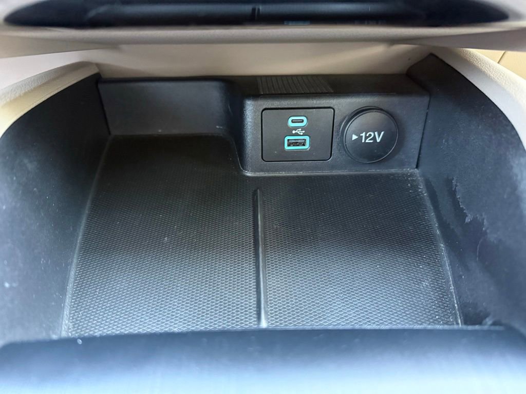 Certified 2022 Ford Escape SEL AWD/4WD image 23