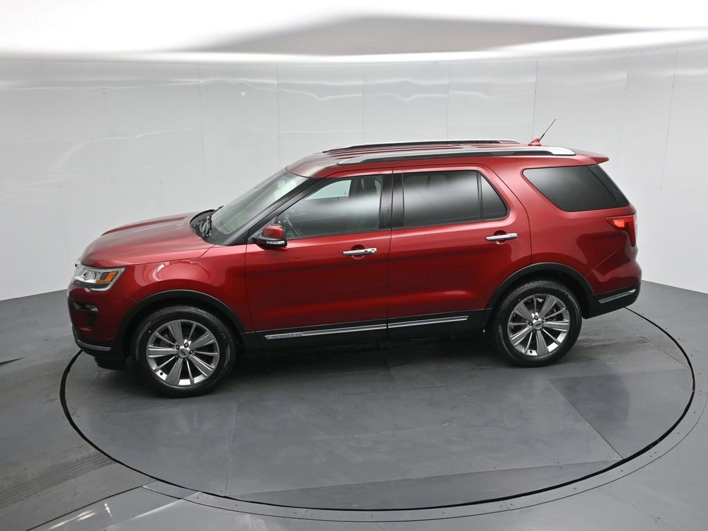 Certified 2018 Ford Explorer Limited w/ Ford Safe & Smart Package image 26