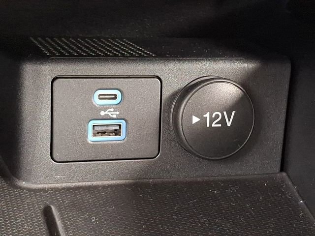 Certified 2022 Ford Escape SE w/ SE Sport Appearance Package FWD image 24