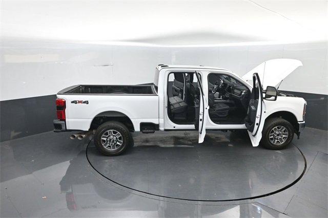 Certified 2025 Ford F350 Lariat image 35