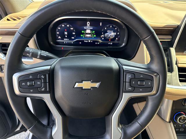 Used 2023 Chevrolet Tahoe Premier AWD/4WD image 12