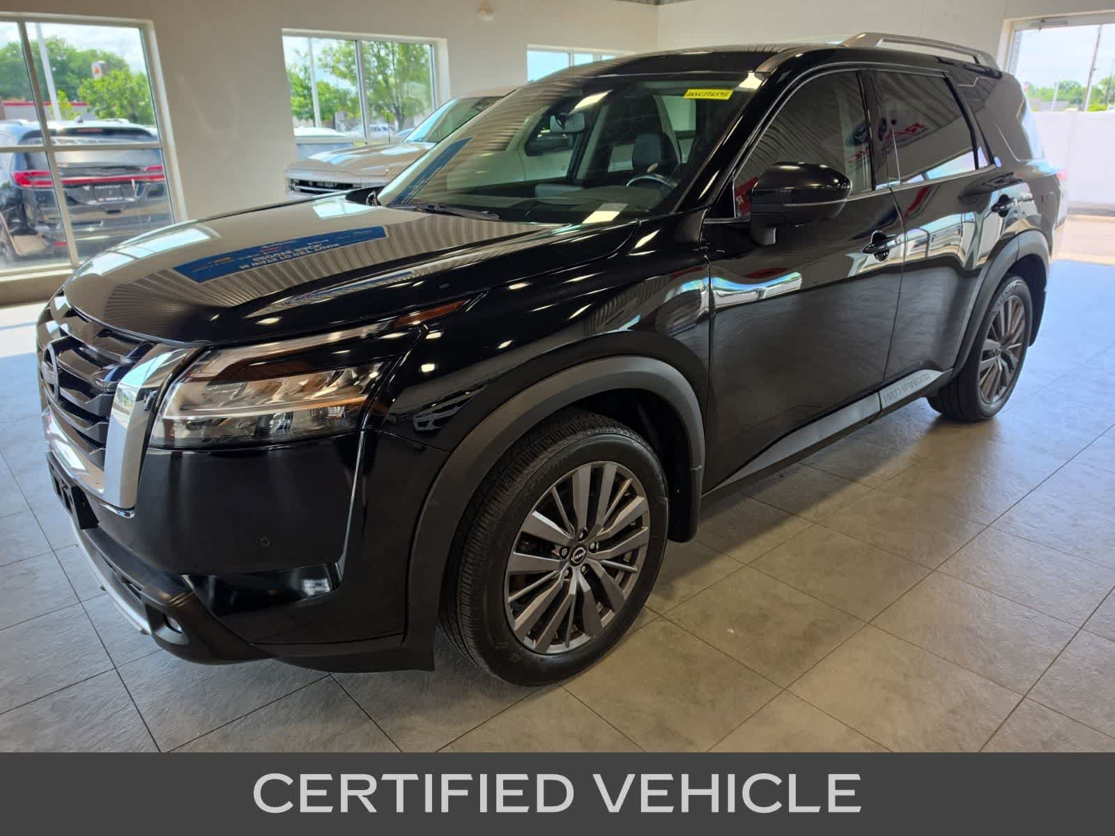 Used 2022 Nissan Pathfinder SL