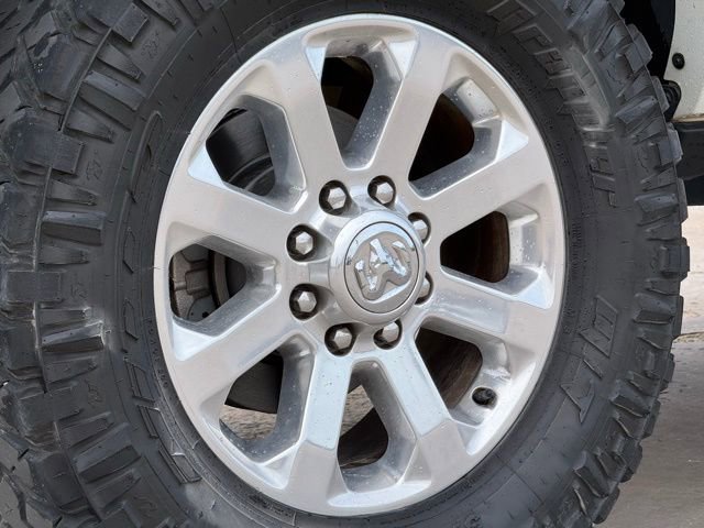 Used 2019 RAM 2500 Laramie AWD/4WD image 16