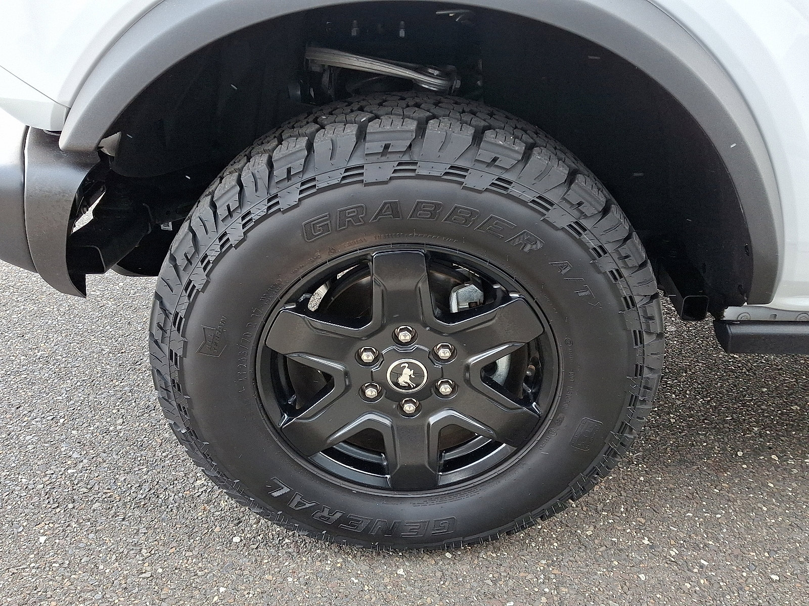 Certified 2024 Ford Bronco Black Diamond image 10