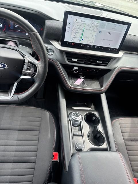 Certified 2025 Ford Explorer ST-Line w/ Premium Package AWD/4WD image 26