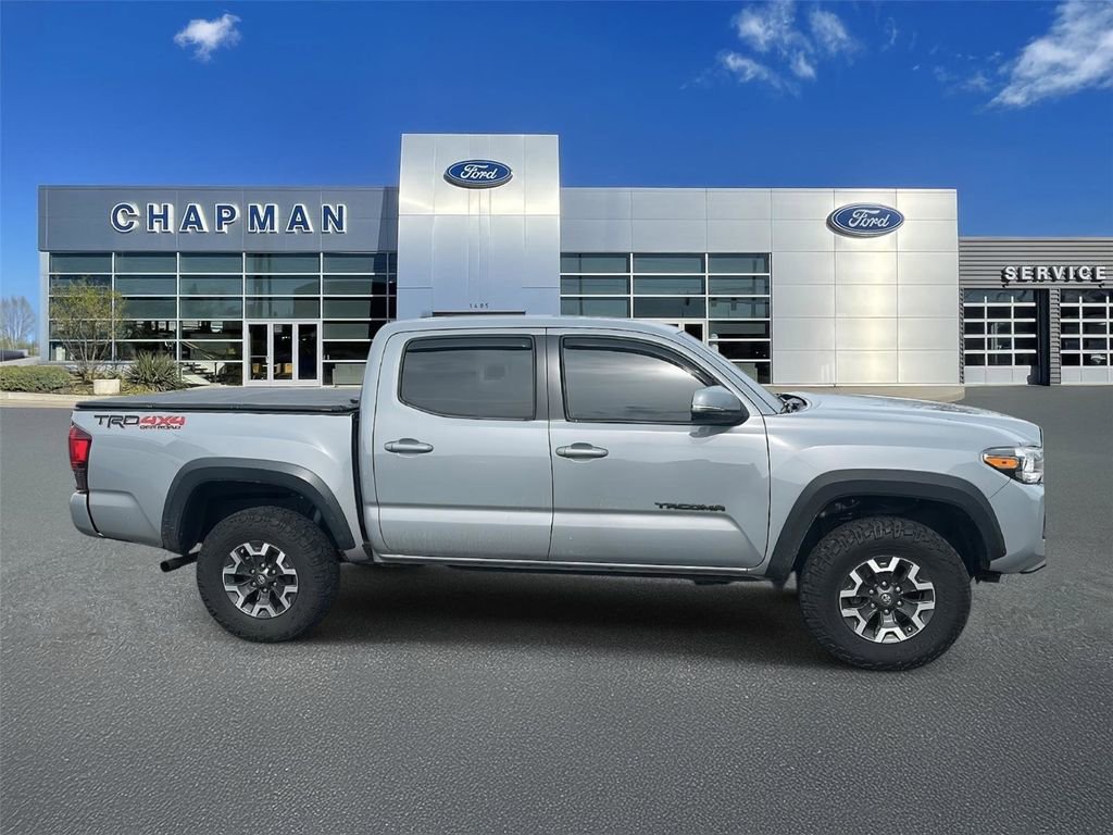 Used 2019 Toyota Tacoma TRD Off-Road image 8