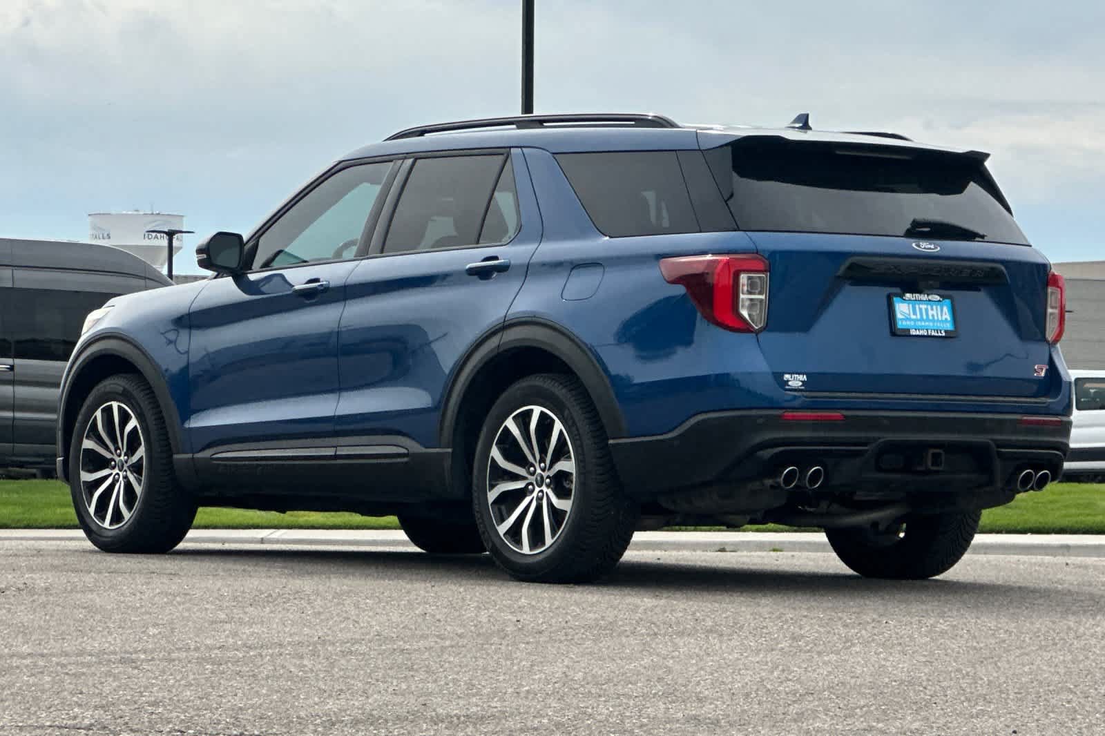 Certified 2020 Ford Explorer ST w/ Premium Technology Package AWD/4WD image 6