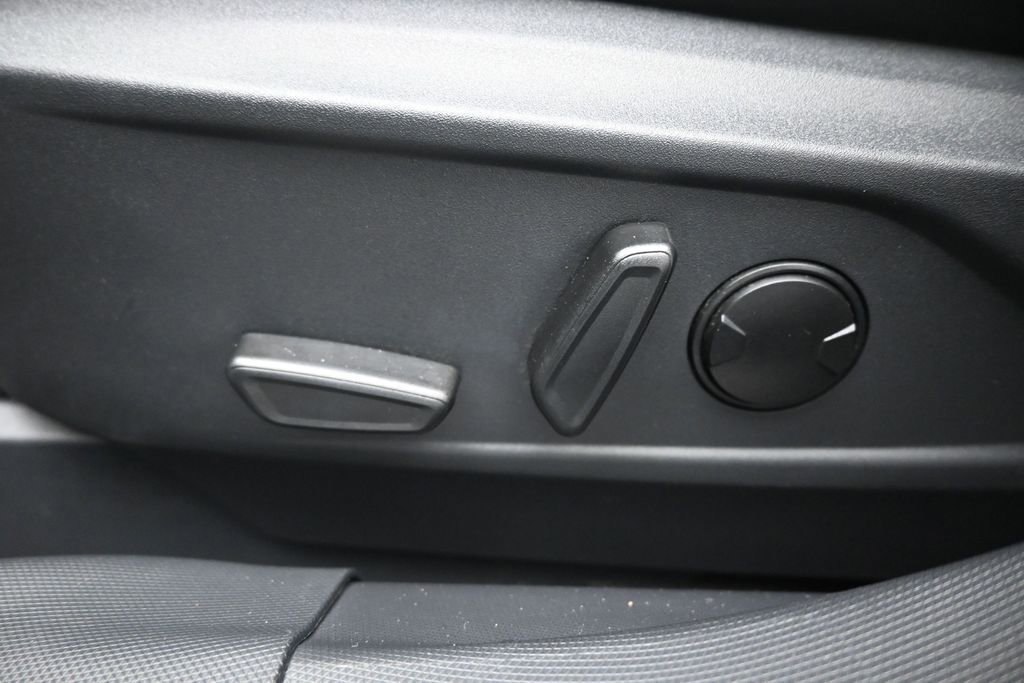 Certified 2024 Ford Mustang Mach-E Select RWD image 10