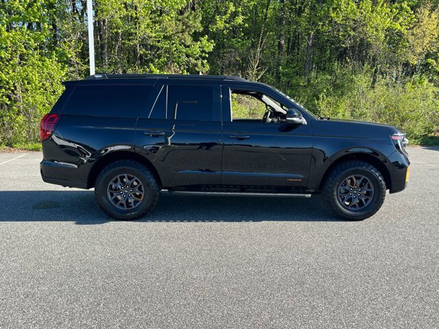 Certified 2025 Ford Expedition Tremor AWD/4WD image 6