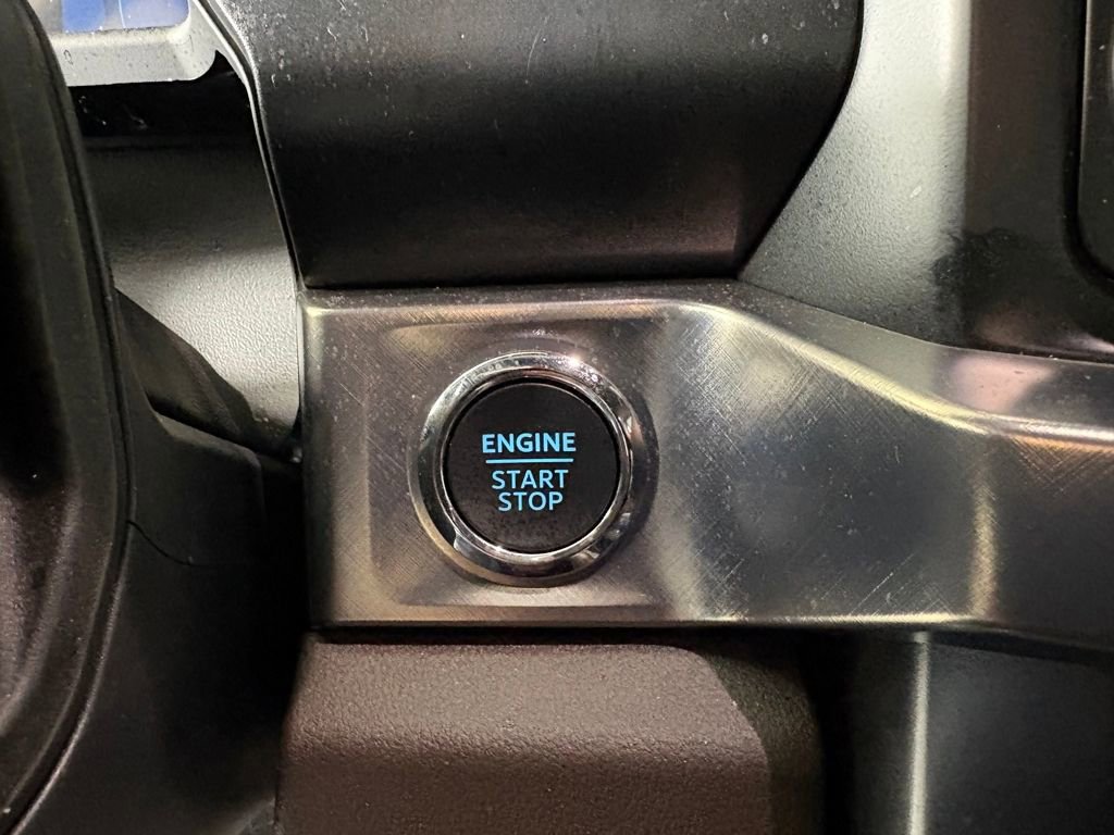 Certified 2025 Ford F450 King Ranch w/ FX4 Off-Road Package image 23