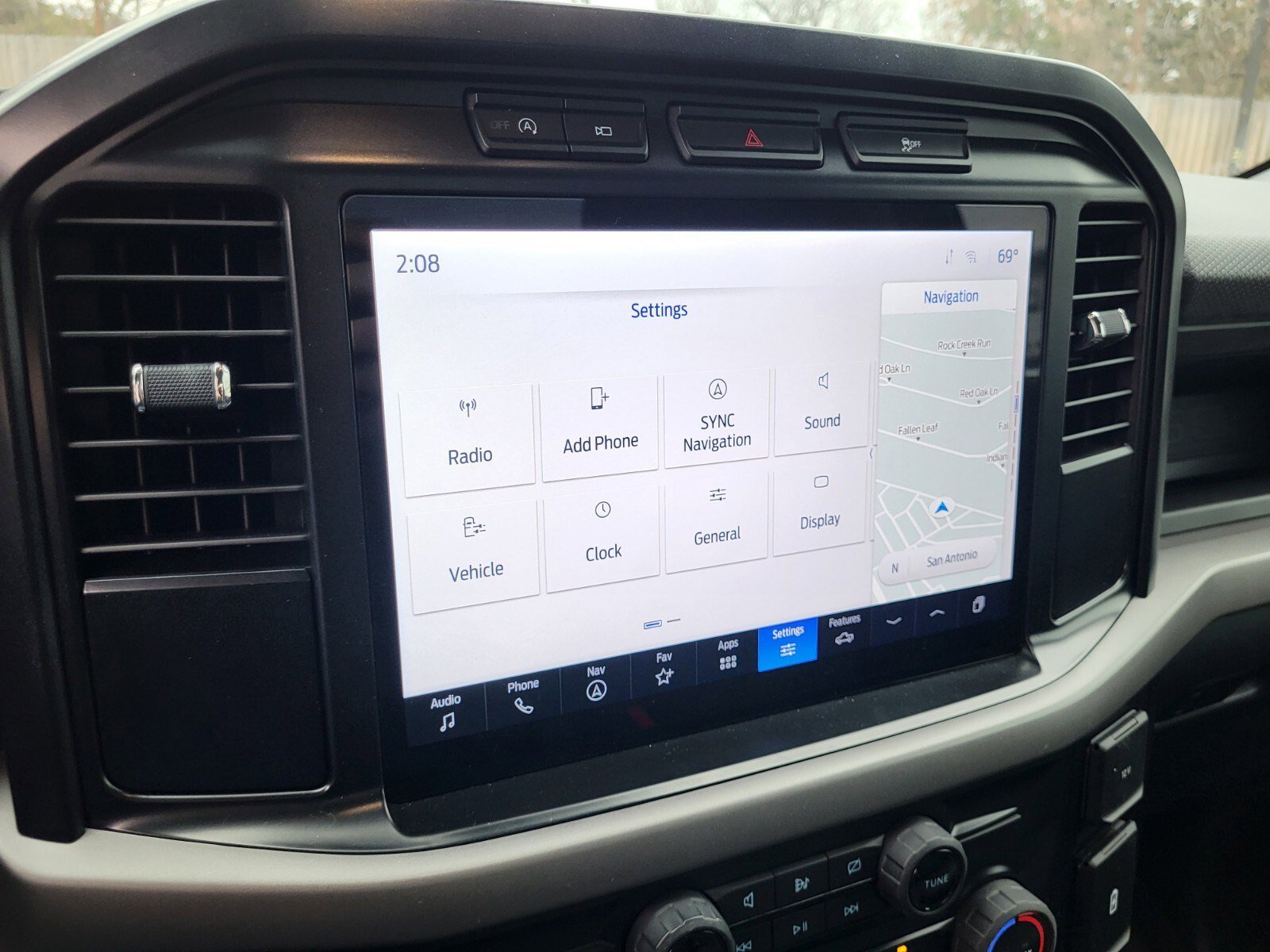 Certified 2024 Ford F150 XL w/ Equipment Group 103A High image 17