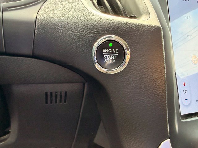 Certified 2022 Ford Edge SEL AWD/4WD image 16
