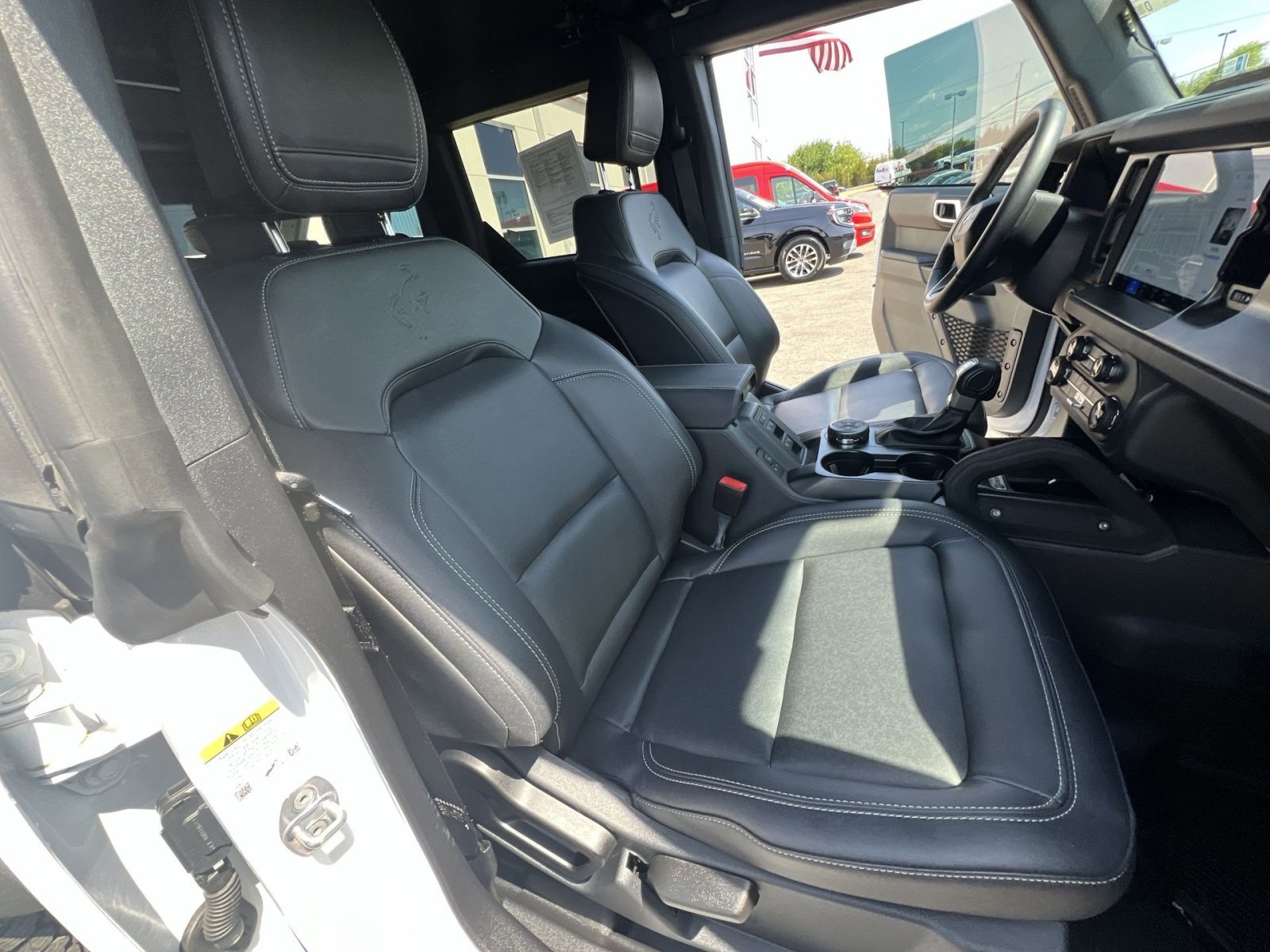 Certified 2025 Ford Bronco Badlands AWD/4WD image 34