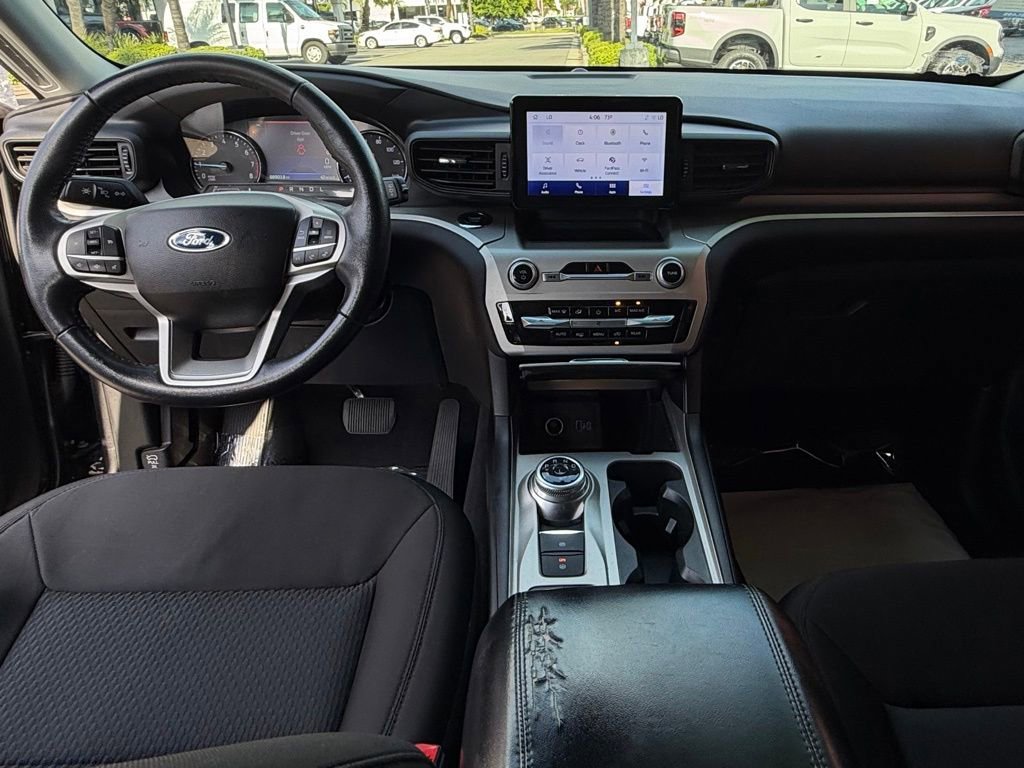 Certified 2022 Ford Explorer XLT RWD image 29