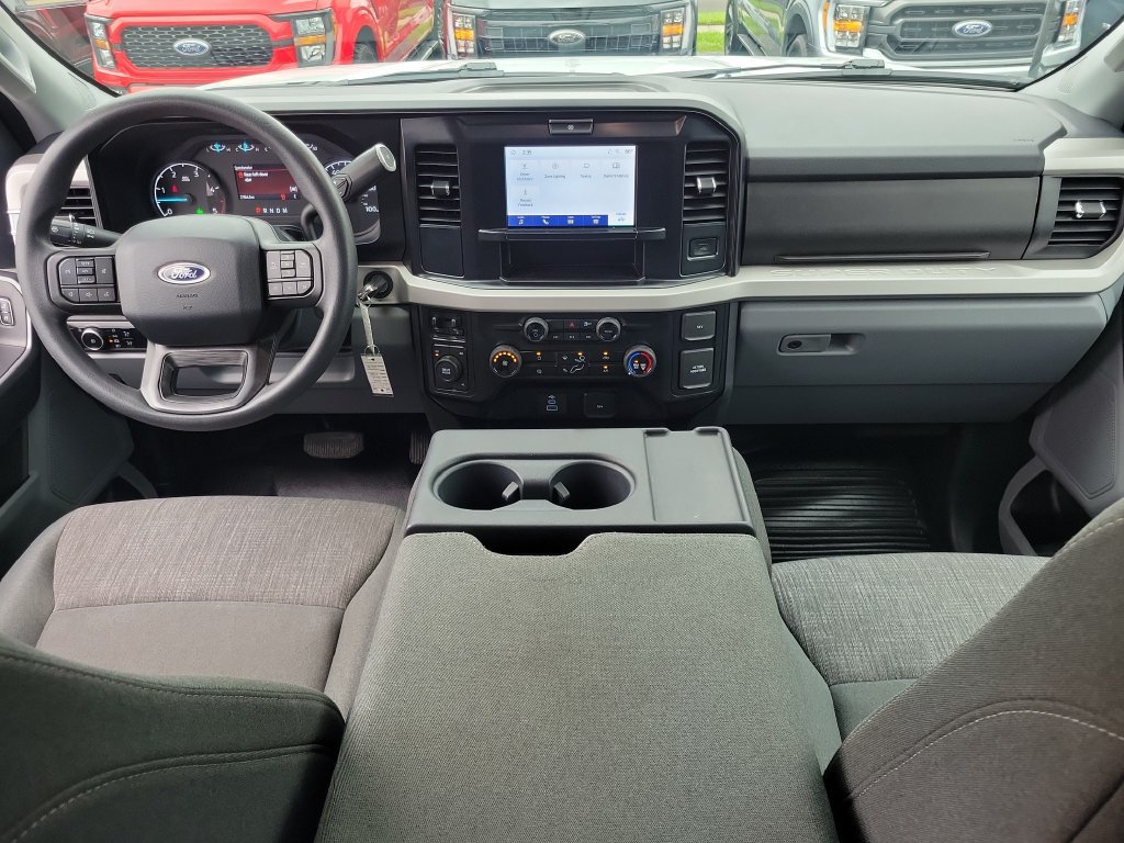 Certified 2025 Ford F350 XLT AWD/4WD image 11