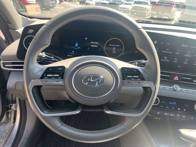 Used 2023 Hyundai Elantra SEL w/ Convenience Package FWD image 21
