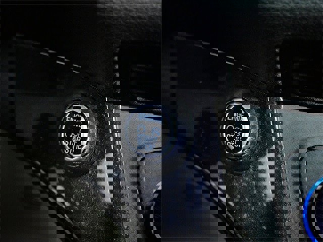 Certified 2019 Ford Escape Titanium image 24