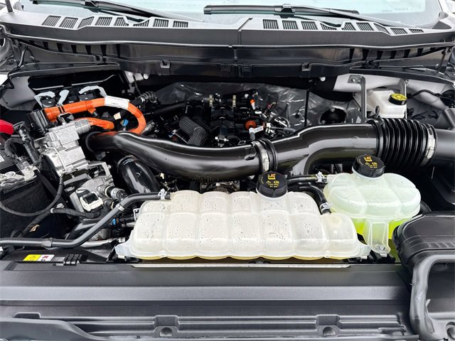 Certified 2025 Ford F150 Platinum w/ Equipment Group 702A High image 22