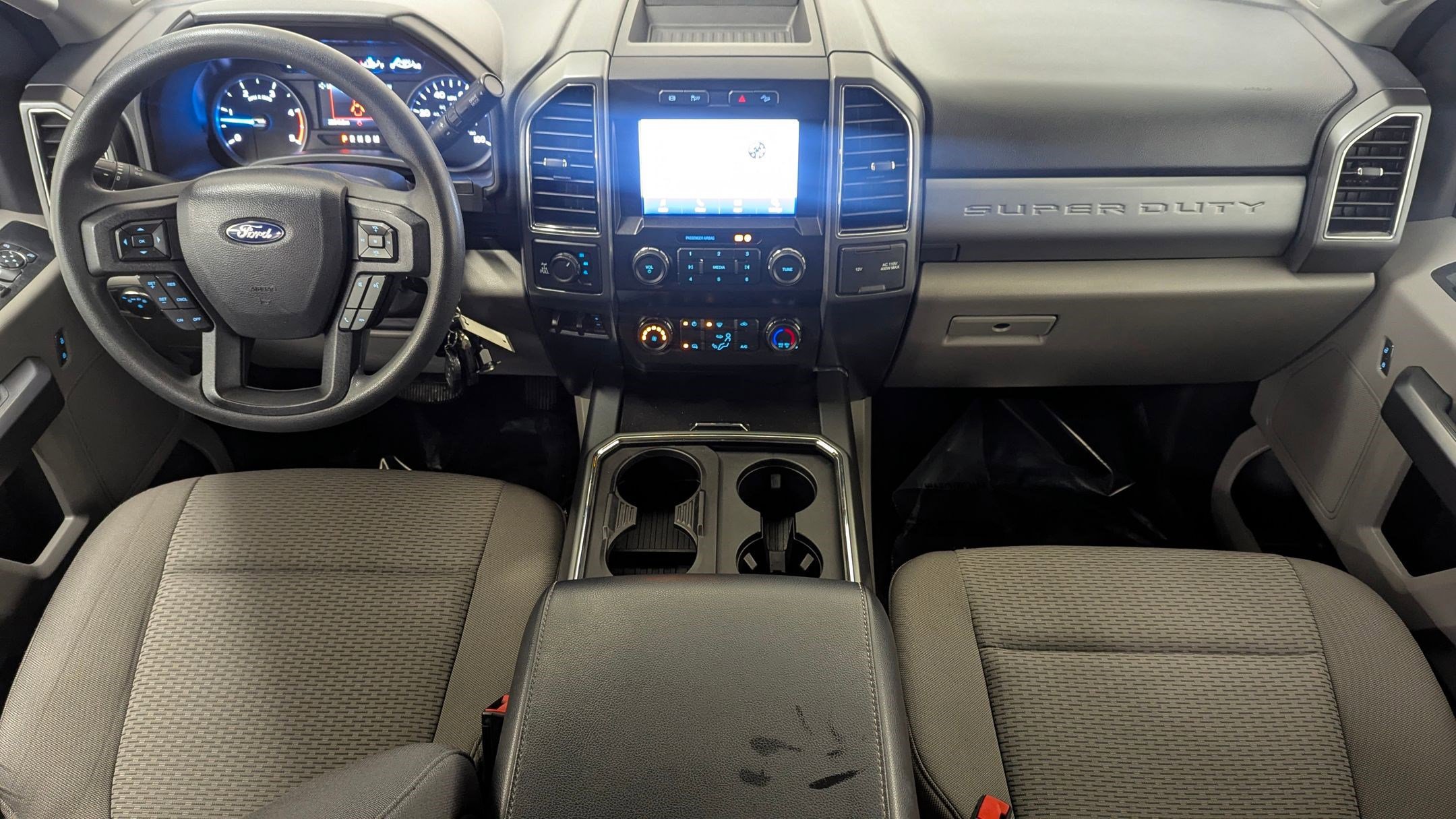 Certified 2022 Ford F250 XLT w/ FX4 Off-Road Package image 14