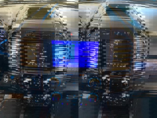 Certified 2020 Ford F350 Limited w/ FX4 Off-Road Package image 25