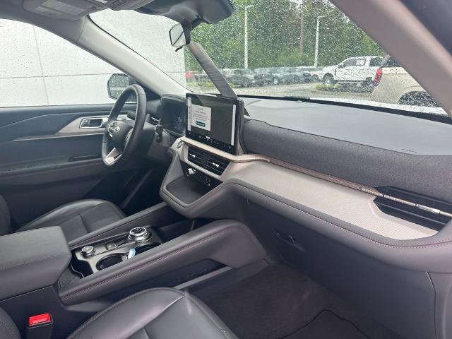 Certified 2026 Ford Explorer Active w/ Active Comfort Package RWD image 28