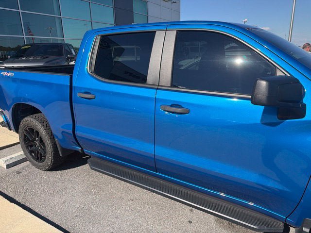 Used 2022 Chevrolet Silverado 1500 Custom w/ LPO, Dark Essentials Package AWD/4WD image 24
