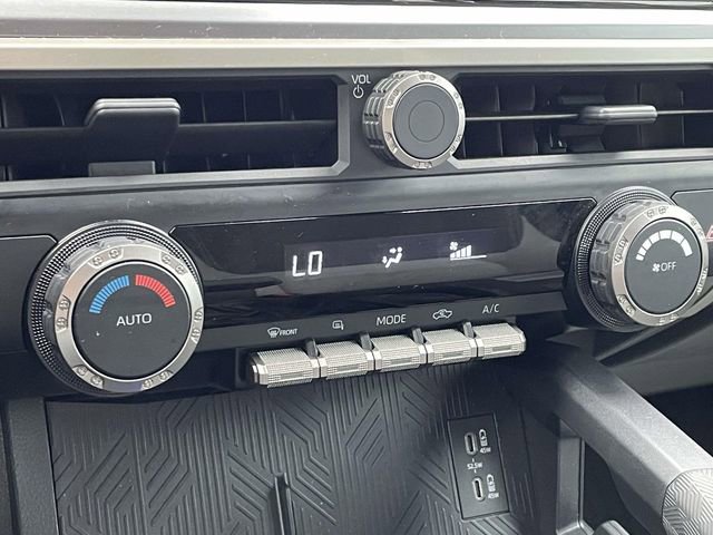 Used 2025 Toyota Tacoma TRD Sport RWD image 28