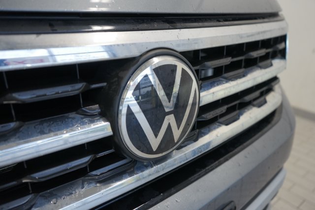 Used 2021 Volkswagen Atlas SEL AWD/4WD image 19