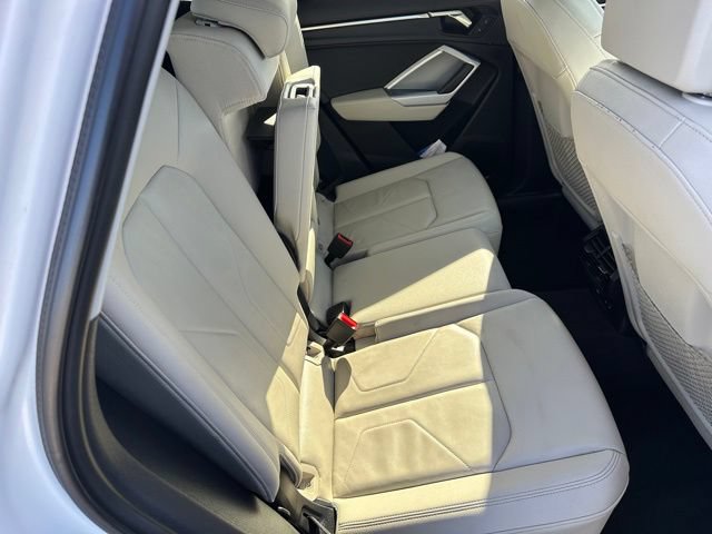 Used 2023 Audi Q3 2.0T Premium w/ Convenience Package AWD/4WD image 10