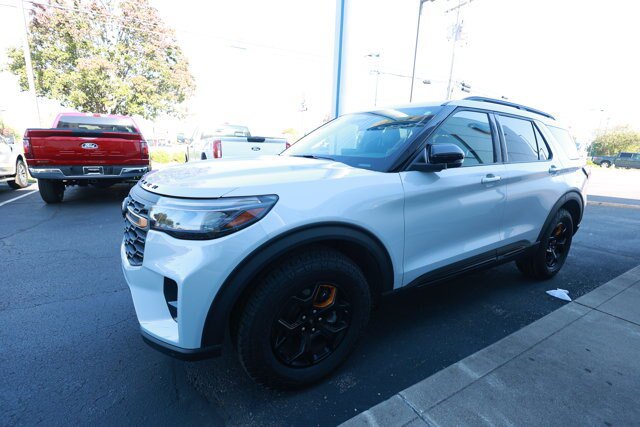 Certified 2026 Ford Explorer Tremor w/ Tremor Convenience Package AWD/4WD image 6