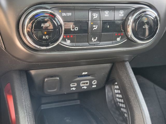 Used 2023 Chevrolet TrailBlazer RS w/ Sun and Liftgate Package image 20