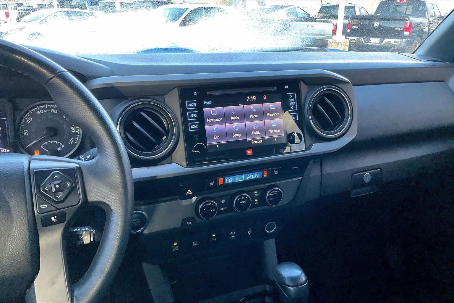 Used 2017 Toyota Tacoma TRD Sport RWD image 15