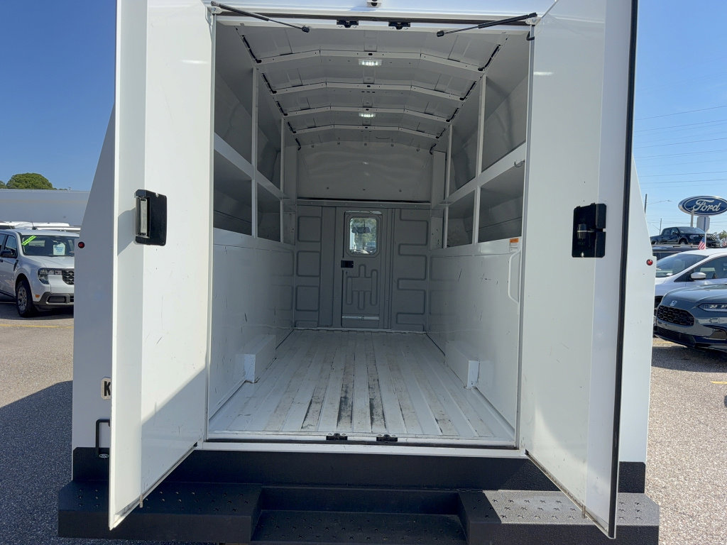 Certified 2025 Ford E-350 and Econoline 350 Super Duty w/ Power Equipment Group RWD image 8
