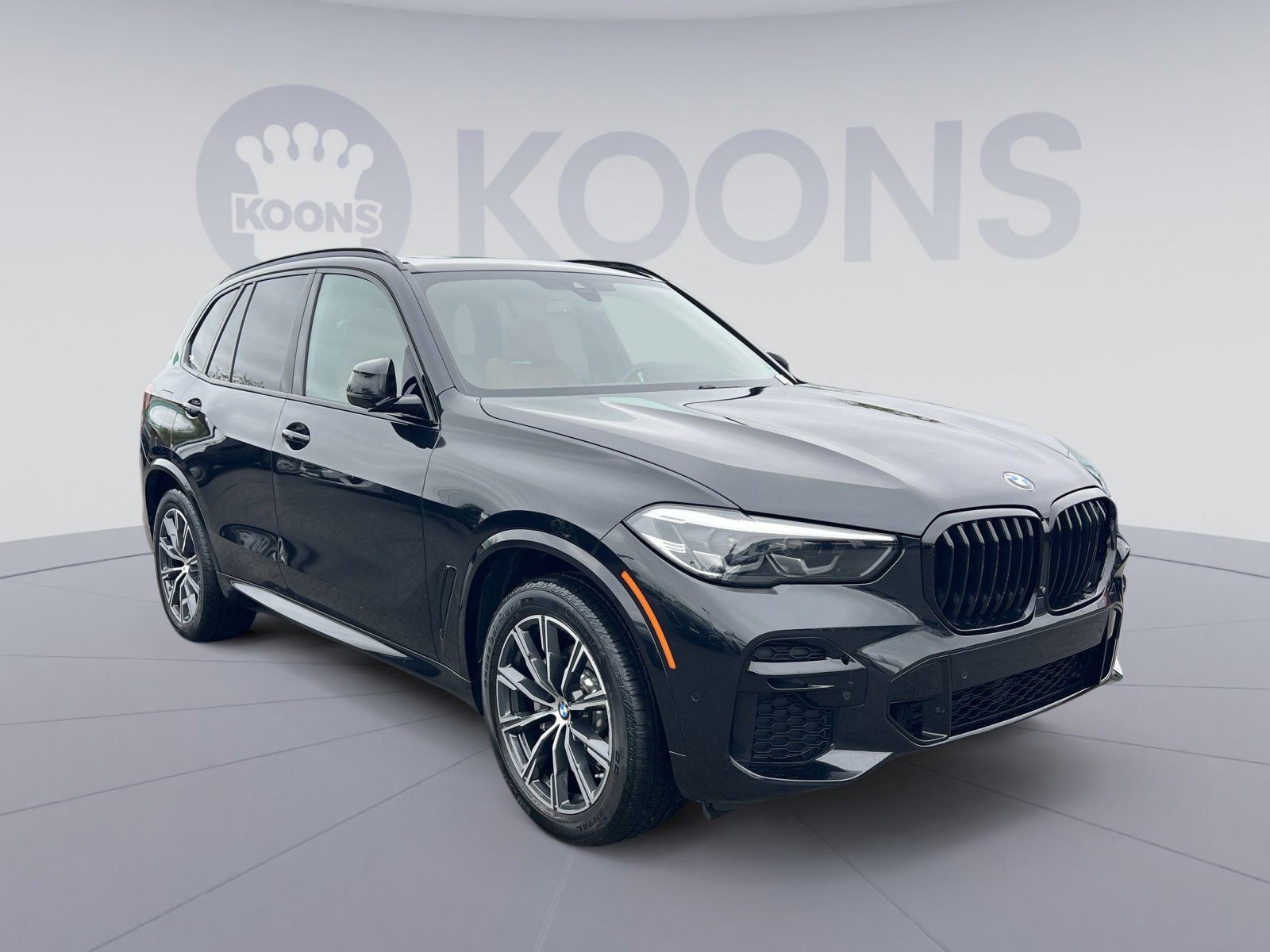 Used 2023 BMW X5 xDrive40i w/ M Sport Package AWD/4WD image 18