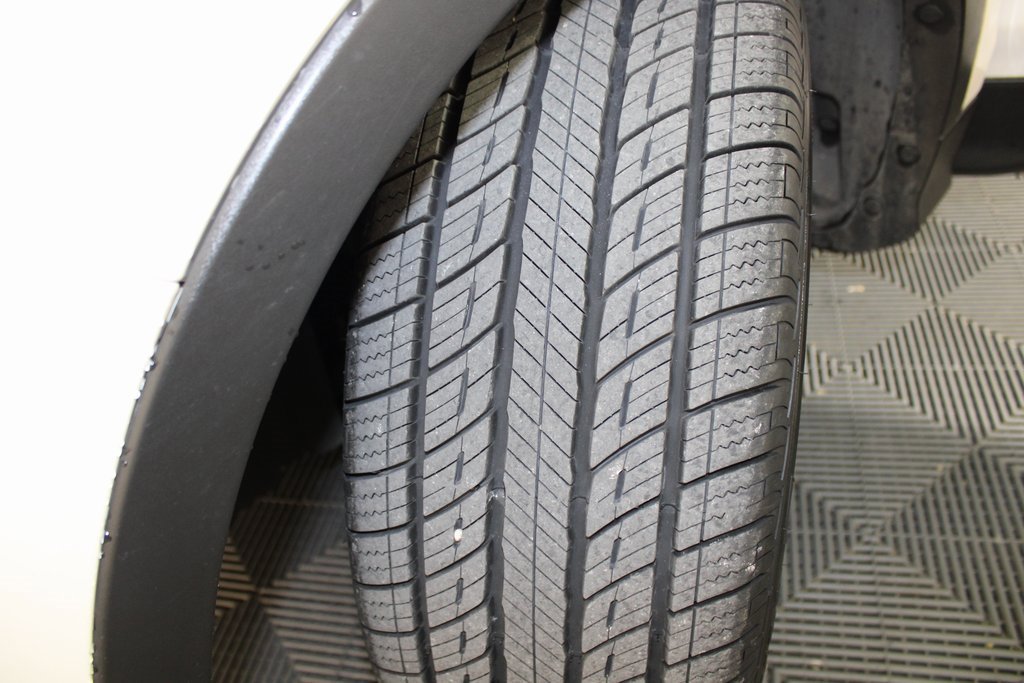 Certified 2019 Ford Escape SEL image 23