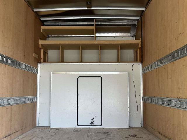Certified 2023 Ford E-450 and Econoline 450 Super Duty w/ Power Windows & Locks Group RWD image 15