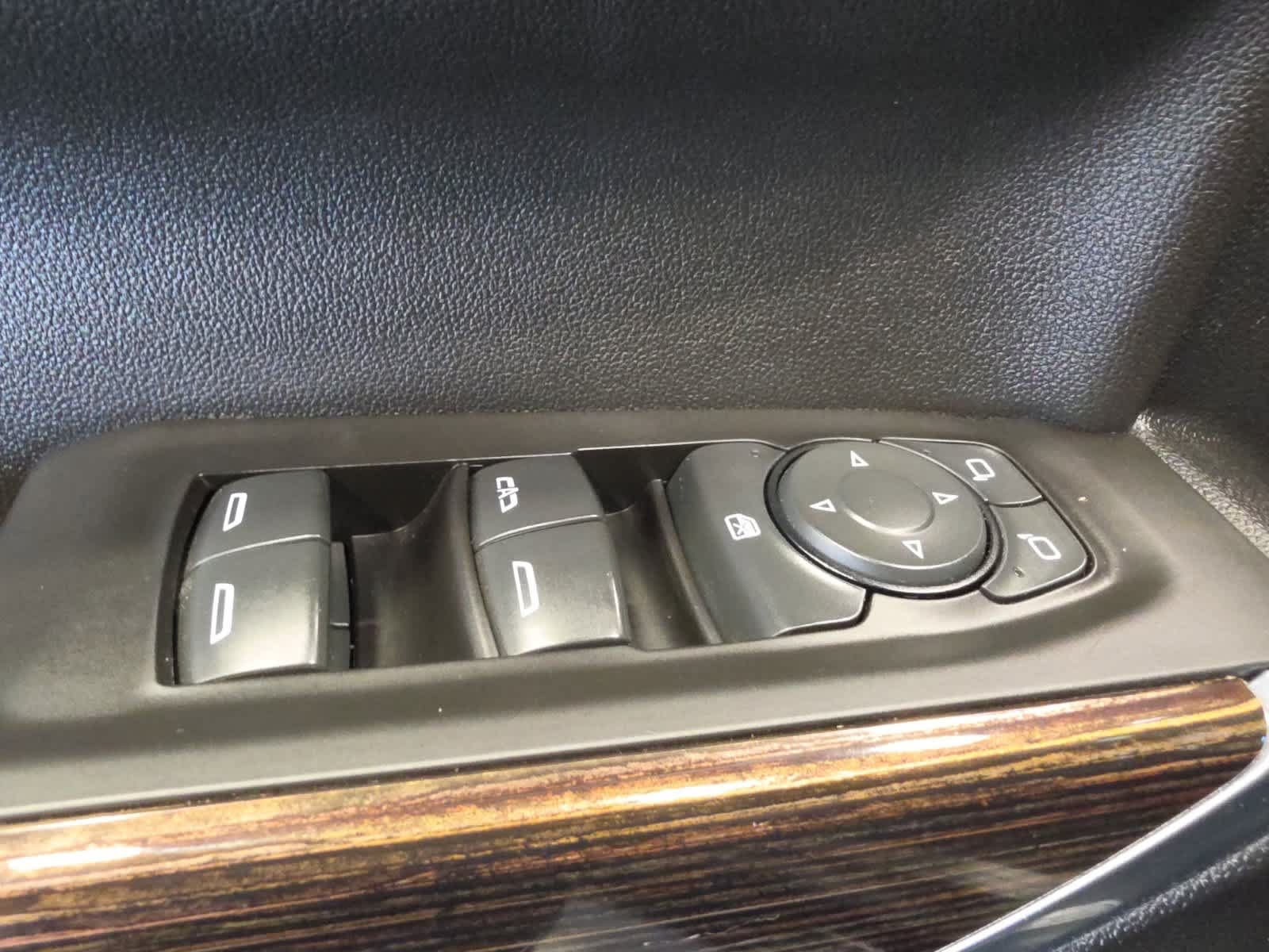 Used 2021 GMC Sierra 1500 Elevation AWD/4WD image 18