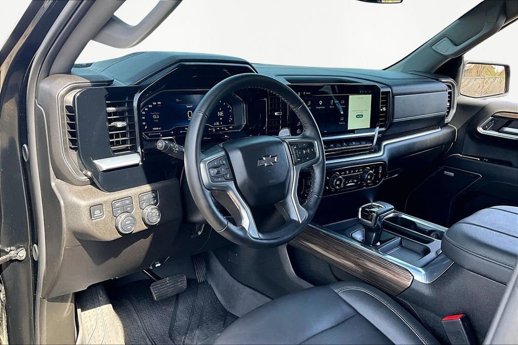 Used 2024 Chevrolet Silverado 1500 RST w/ Redline Edition image 14