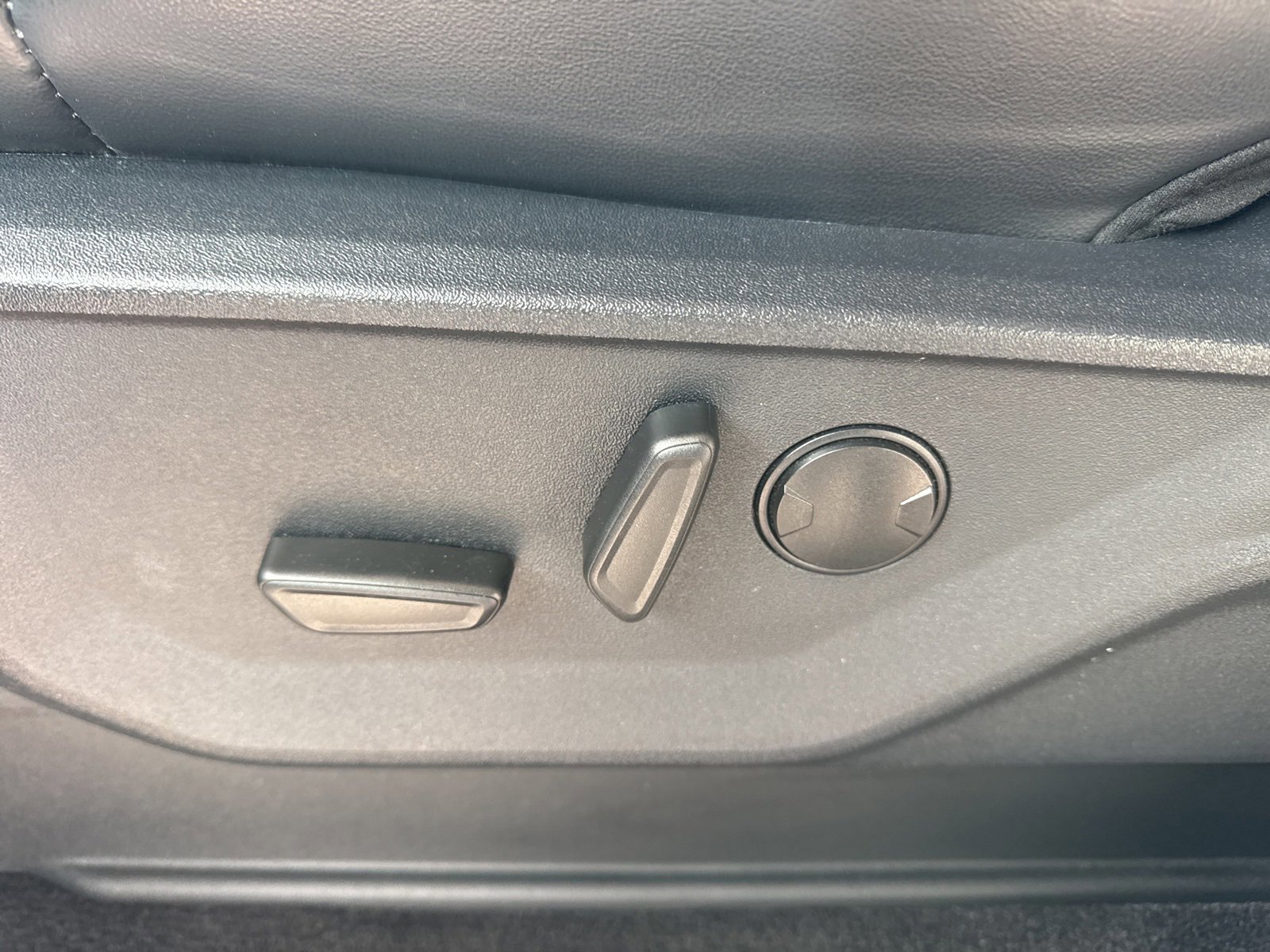 Certified 2023 Ford F150 Tremor w/ Equipment Group 402A High image 26